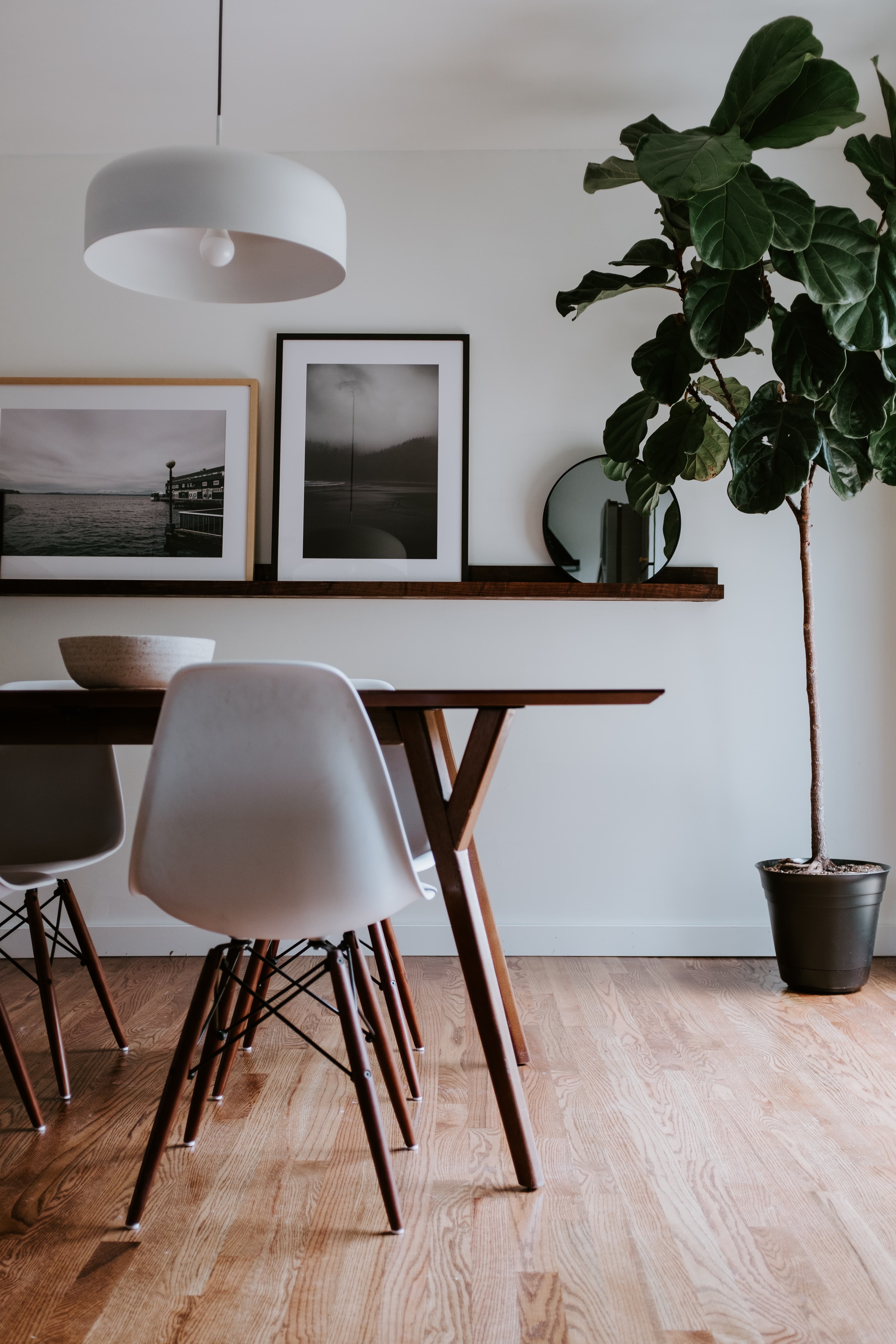 House — Dining Room